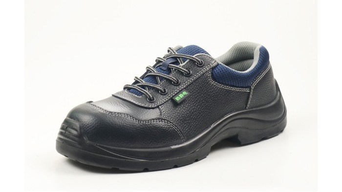 百華勞保|防靜電安全鞋究竟該怎么選？千萬(wàn)別大意！