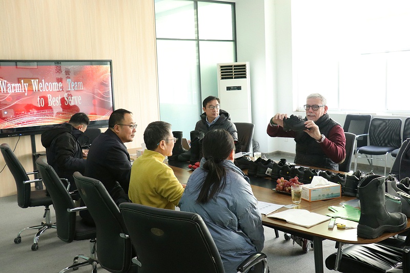 國外客戶來訪，共謀合作新篇章