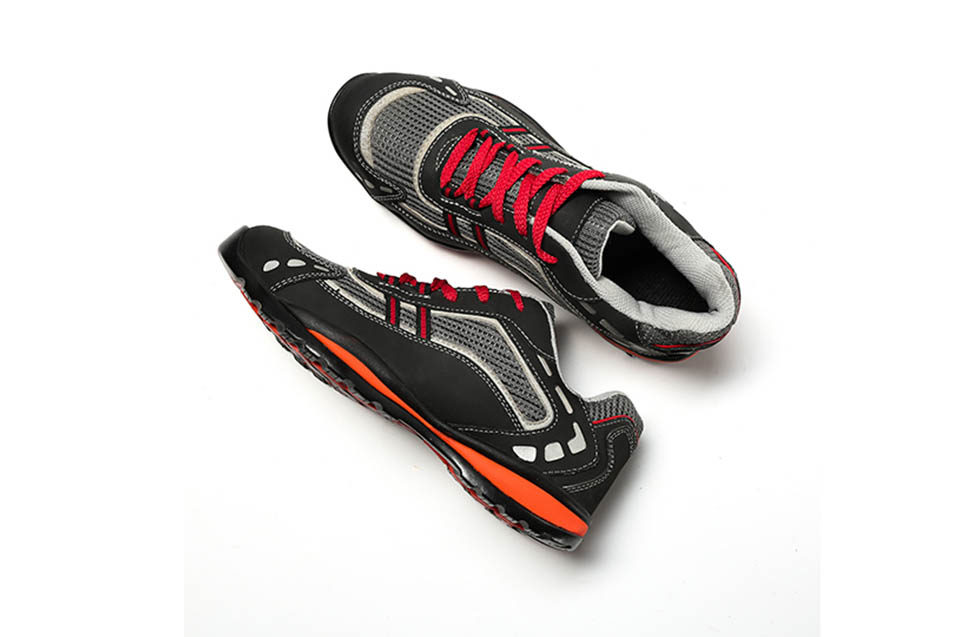 一文詳解防靜電安全鞋和電絕緣安全鞋的區(qū)別！別再傻傻分不清了！