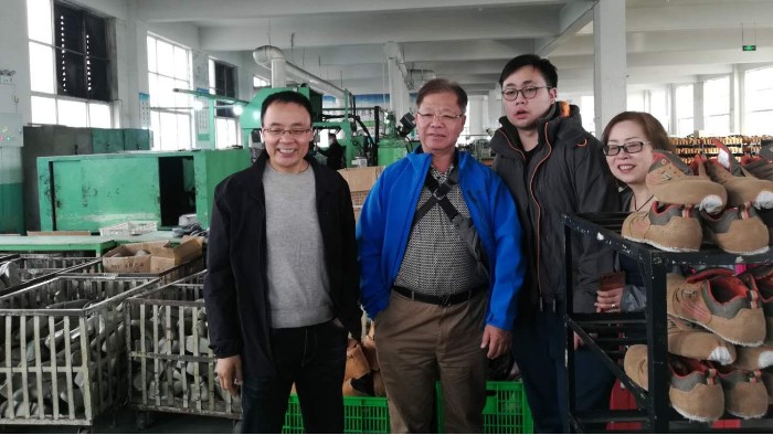 加拿大客戶(hù)參觀(guān)工廠(chǎng)